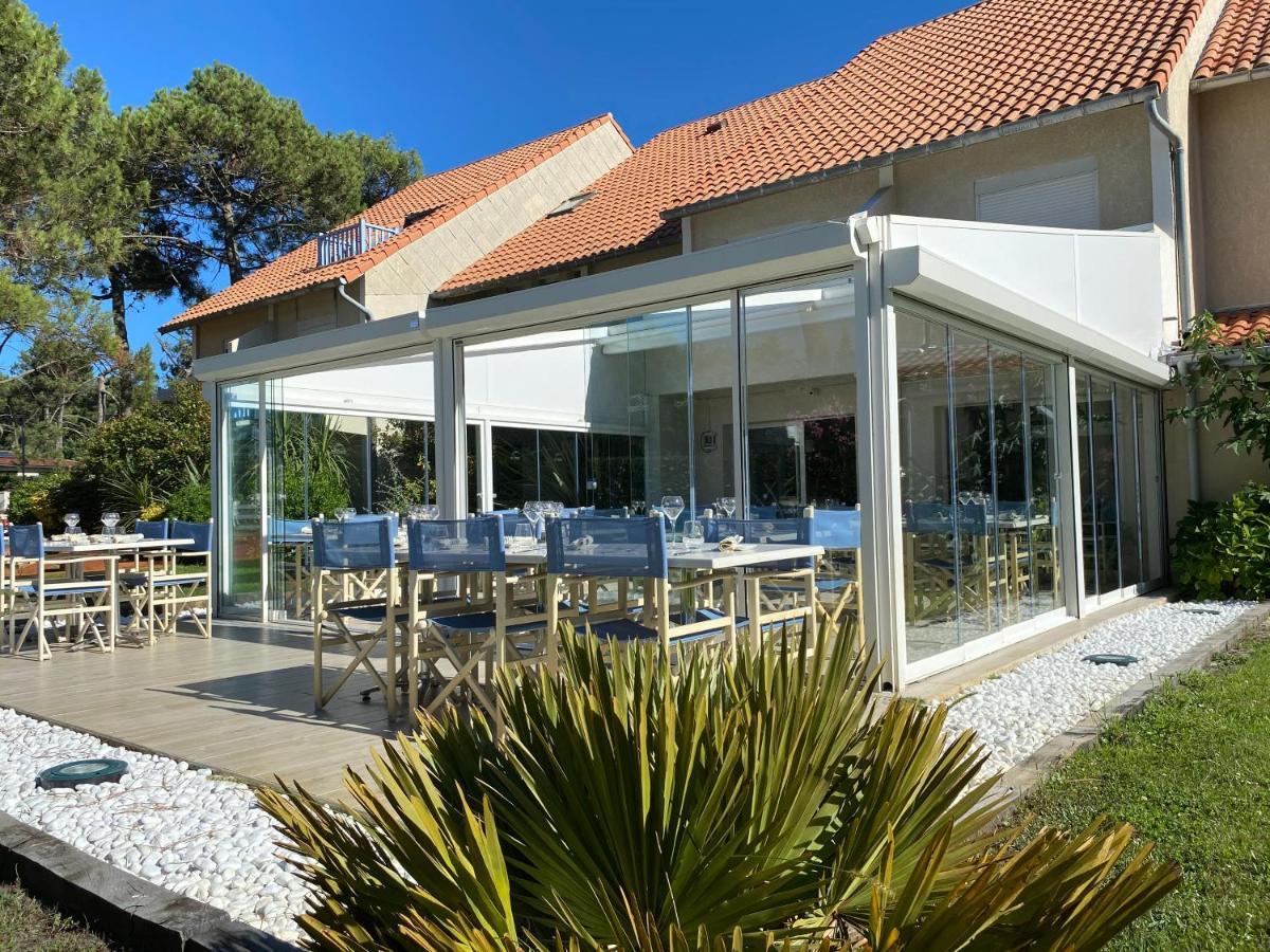 Les Vagues Hotel Restaurant Бискаросс-Плаж Экстерьер фото
